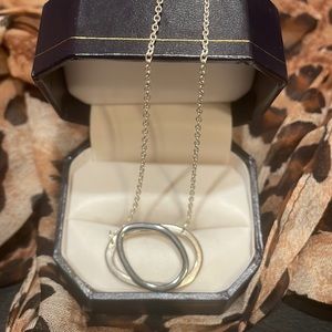 Silpada interlocking circle necklace